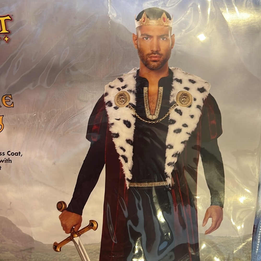 King costume